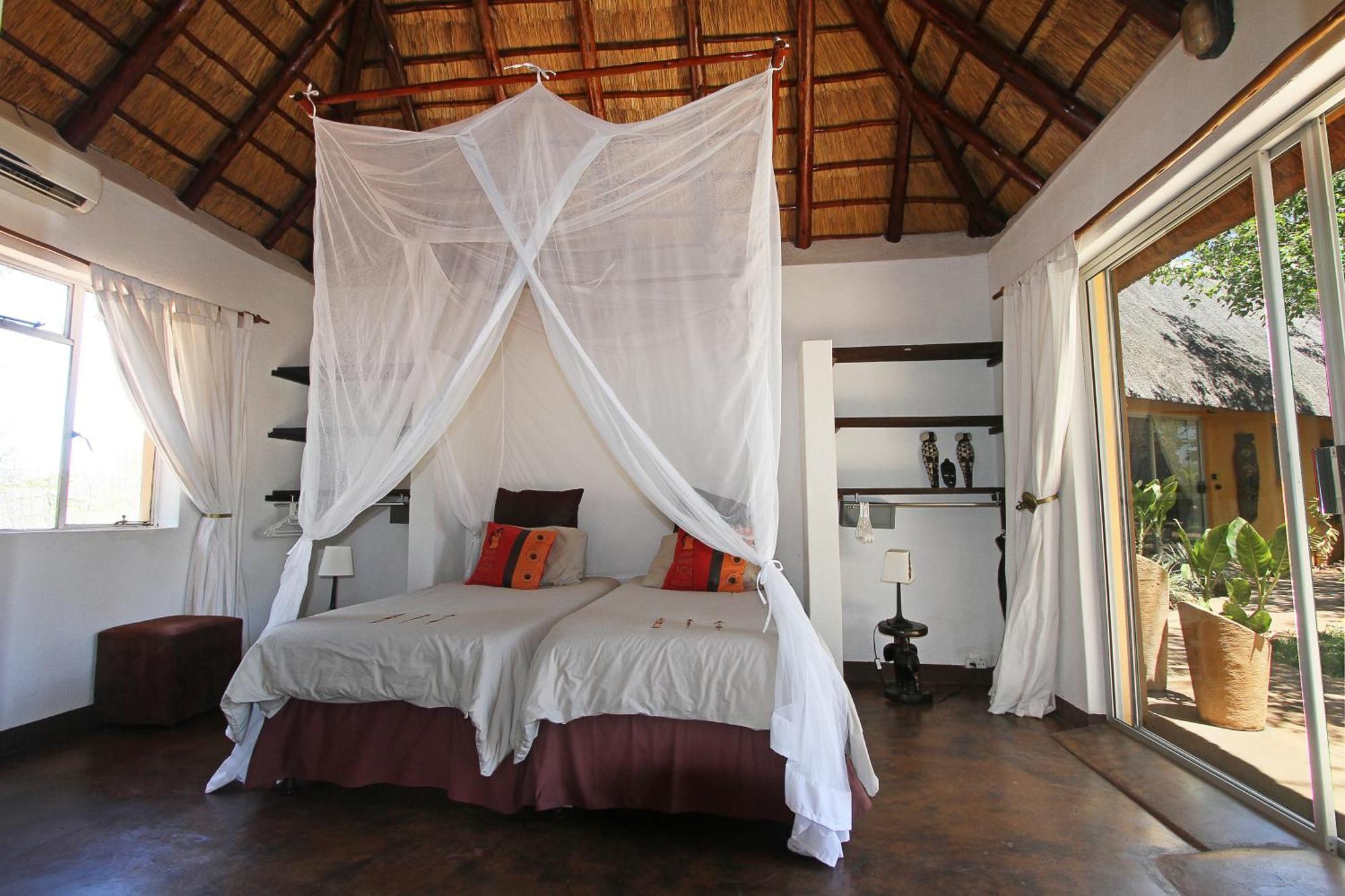 Normann Safari Bush Lodge Phalaborwa Zimmer foto